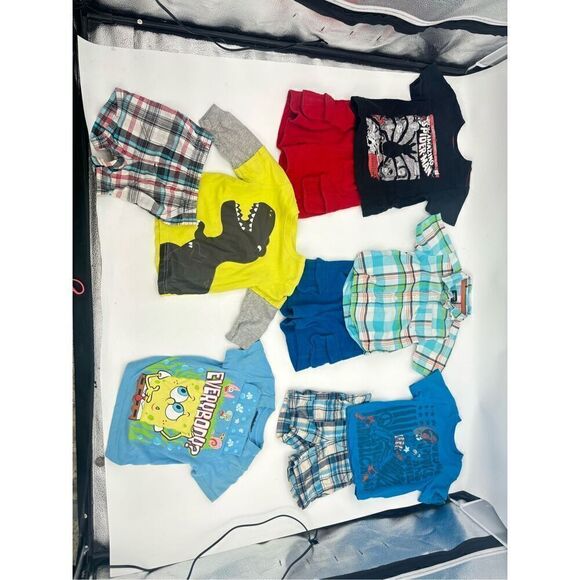 Lot of five outfits  boys size 18 months - Picture 1 of 8